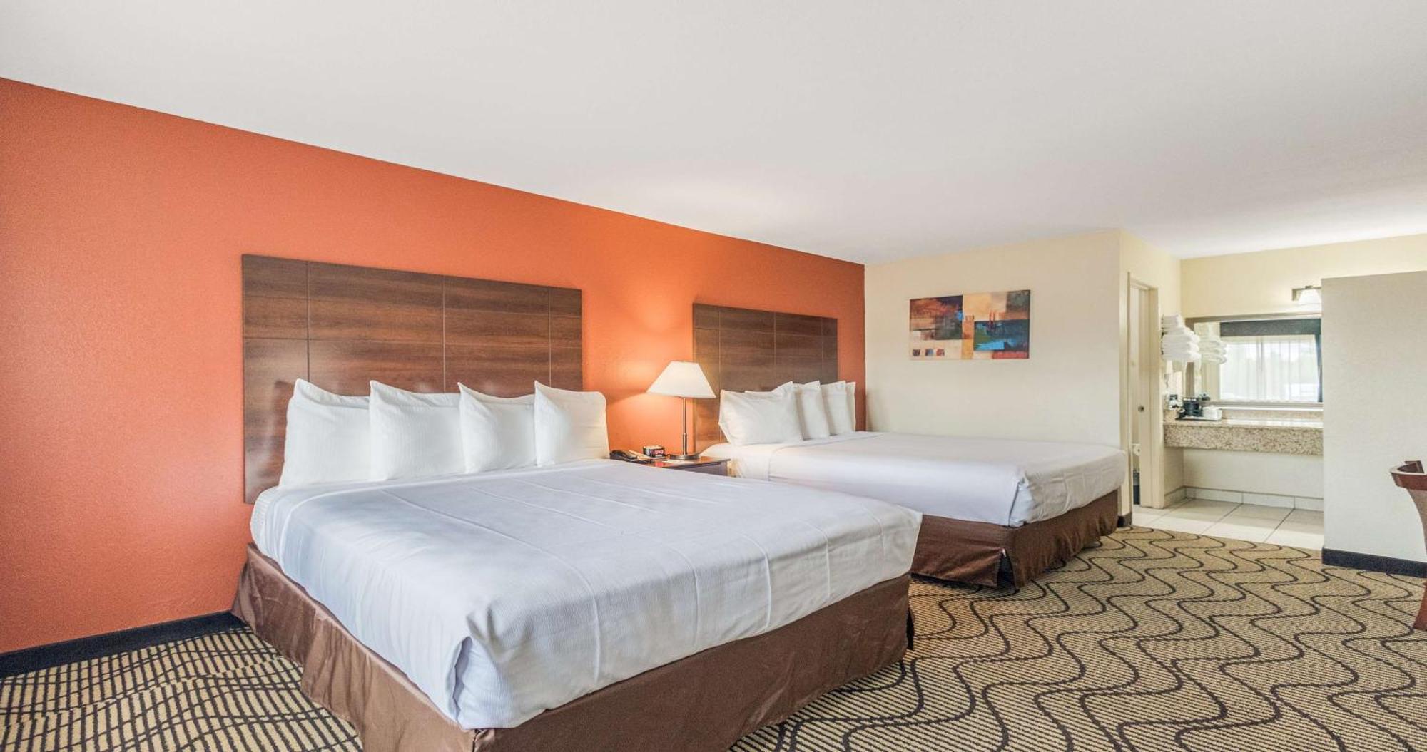 Best Western Roseville Inn Bagian luar foto