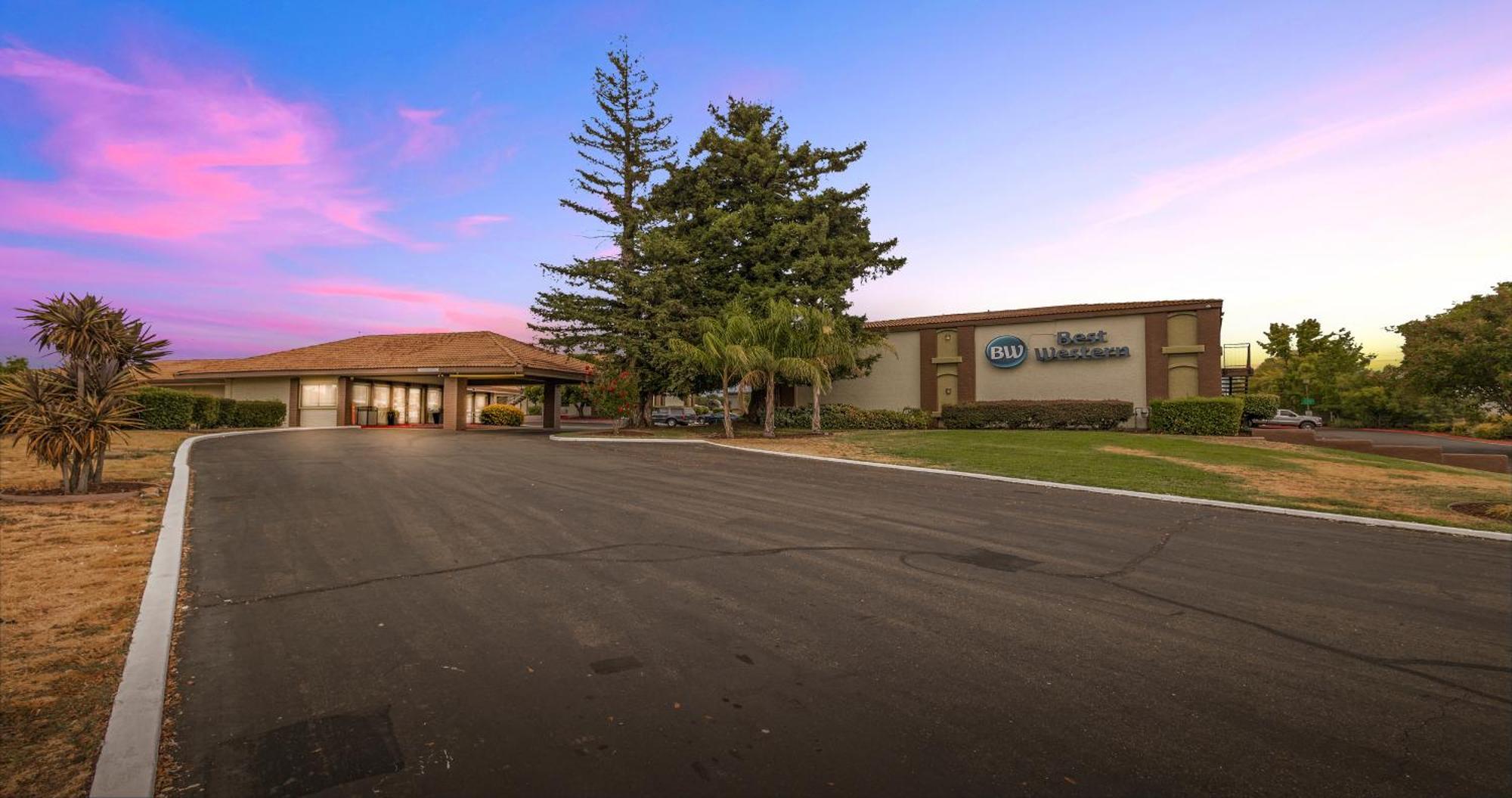 Best Western Roseville Inn Bagian luar foto