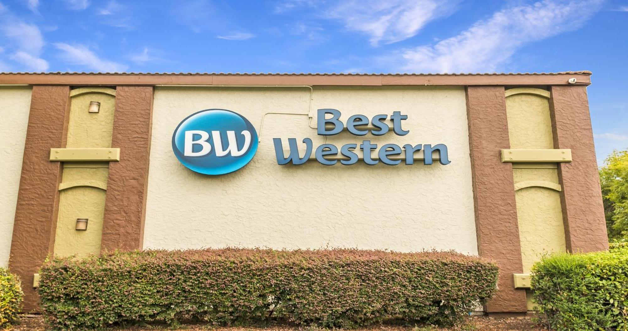 Best Western Roseville Inn Bagian luar foto